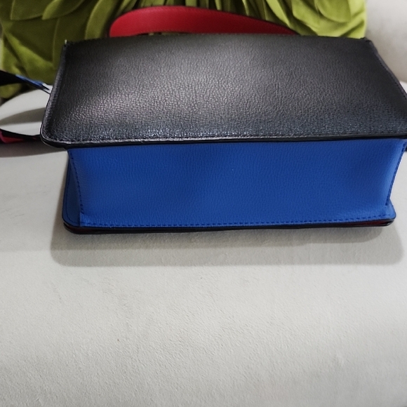 Karl Lagerfeld Black and Pink Heart Shoulder Bag - Picture 4 of 10